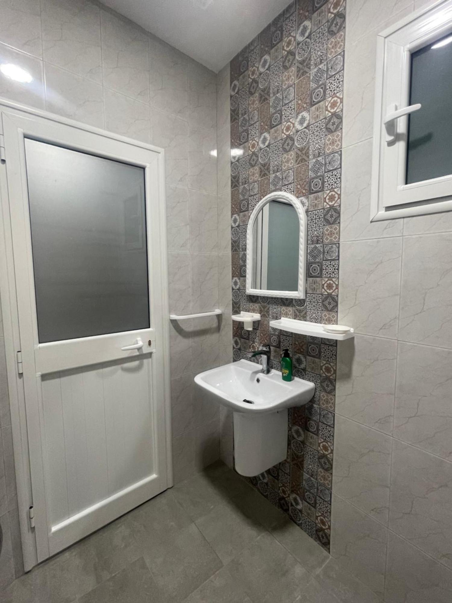Ibrahim Apartment Келибия Екстериор снимка